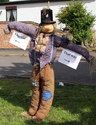 Click to Enlarge this image of a Harpole Scarecrow (2008_2/100_2765.jpg)