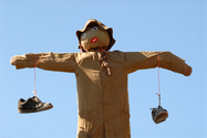 Click to Enlarge this image of a Harpole Scarecrow (2009_2/44.jpg)