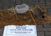 Click to Enlarge this image of a Harpole Scarecrow (2008_2/100_2656.jpg)
